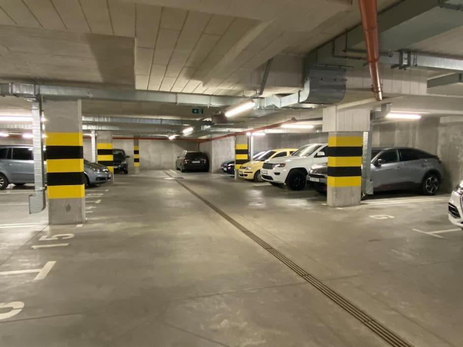 凯尔采Smart Art :) Z Bezplatnym Parkingiem Podziemnym公寓 外观 照片