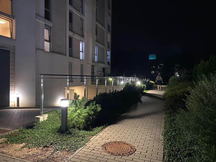凯尔采Smart Art :) Z Bezplatnym Parkingiem Podziemnym公寓 外观 照片